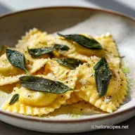 Ravioli Burro e Salvia in 15 Minuti per 4 Persone