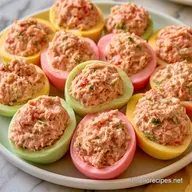 Uova Colorate Ripiene di Pasqua